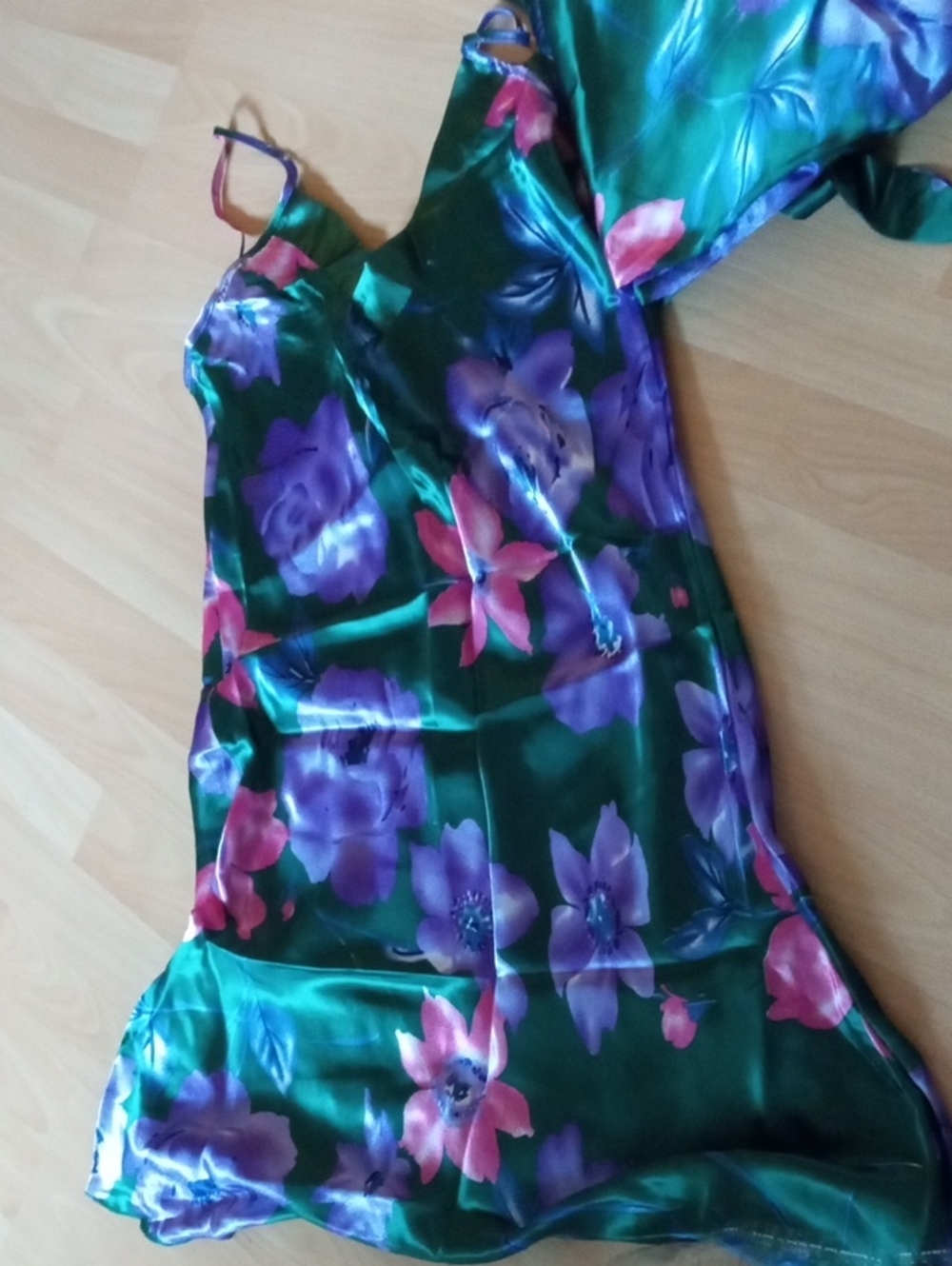 Floral Green Satin Slip Robe with Purple & Pink Blooms Bust42 Width 44
